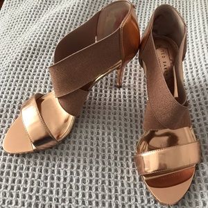 Ted Baker Sz8 leniya heels